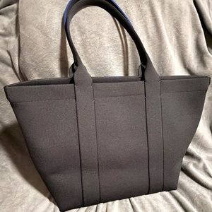 Rothys Essential Tote (BRAND NEW)
